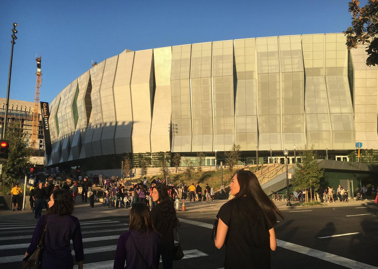 Sacramento Kings at Golden 1 Center - Photo 1 of 8